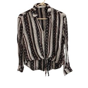 All in Favor Blouse Women Small Black Brown Paisley All Over Print Tie Front